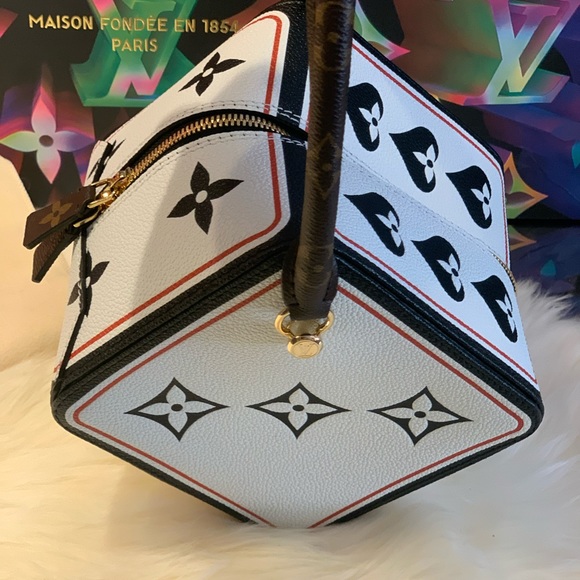 GAME ON SQUARE BAG Louis Vuitton - Picture 4 of 8
